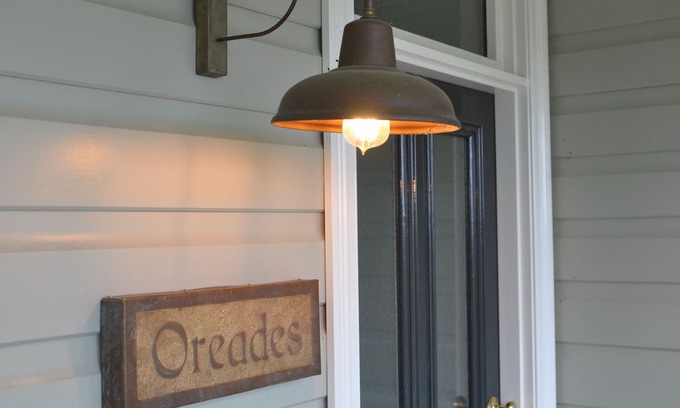 Leura House | Oreades- a Beautiful Leura, Blue Mountains Cottage