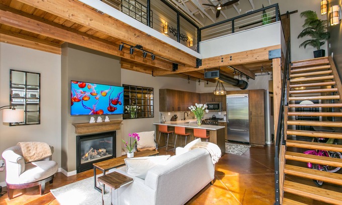 Orenco Station Condo | Orenco Station Executive Loft