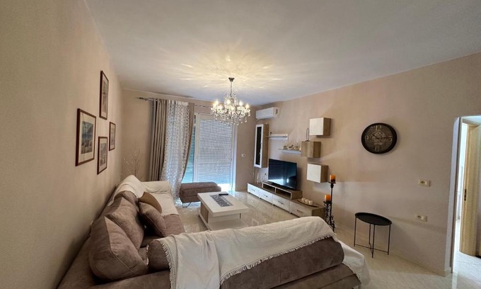 Sarande Apartment | Oresti Apartaments