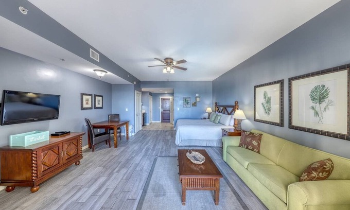 Panama City Beach Condo | ❤️Origin 520-Studio Condo- outstanding Gulf View
