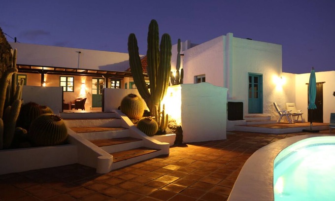 Yaiza Villa | Original Finca "Villa" next to Puerto Calero