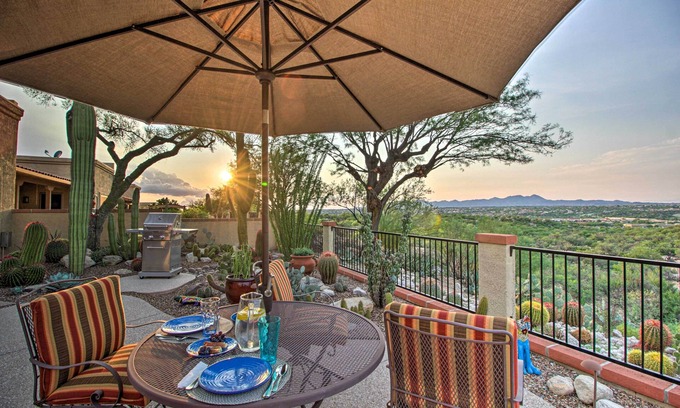 El Conquistador House | Oro Valley Getaway w/Patio, BBQ & Mountain Views!