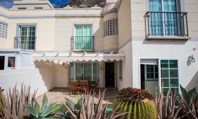 Puerto Rico Apartment | Orquídea Holiday Modern House