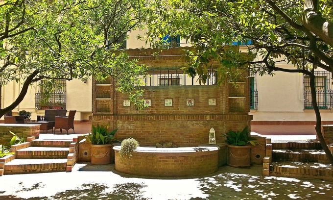 Salerno House | OS-Garden Maison de central charm with large private garden and parking
