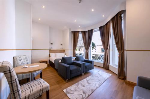 Eastbourne Seafront Apartment | Osborne Aparthotel