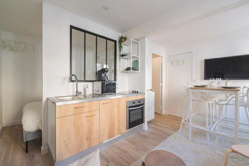 Barbatre Apartment | Oscaria, centre Reims, plein pied