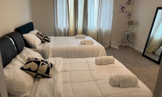 Thorold House | Oshos place is brand new townhouse, fully furnished, minutes from Niagara Falls