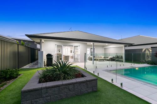 Banksia Beach House | OSPREY ISLAND RETREAT