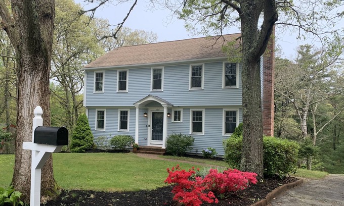 Osterville House | Osterville~Newly Renovated with central AC and beach pass