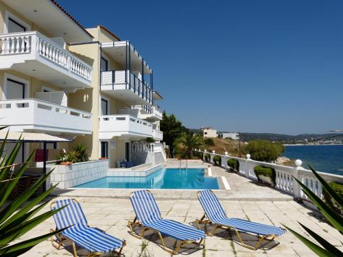 Katarraktis Apartment | Ostria Seaside Studios and Apartments
