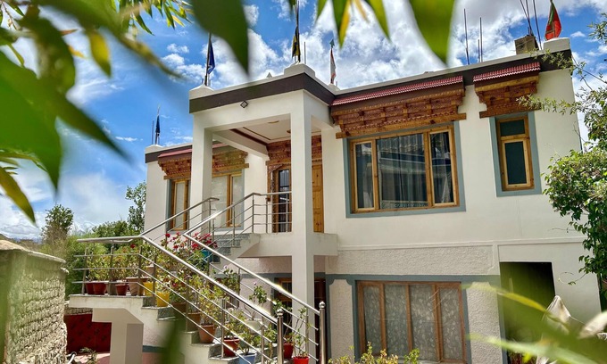 Leh House | Otsal Villa