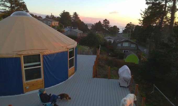 Otter Rock House | Otter Rock Surf Yurt