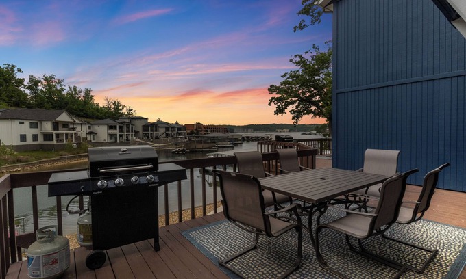 Lake Ozark Condo | Our Cove Retreat - Perfect for Wave-Free Swimming, Tanning & Prime Location Fun!
