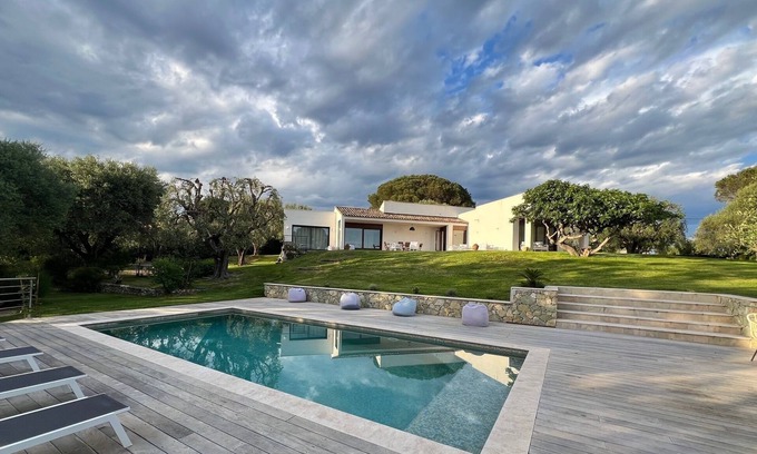 La Gaude House | Our Modern and contemporain Villa