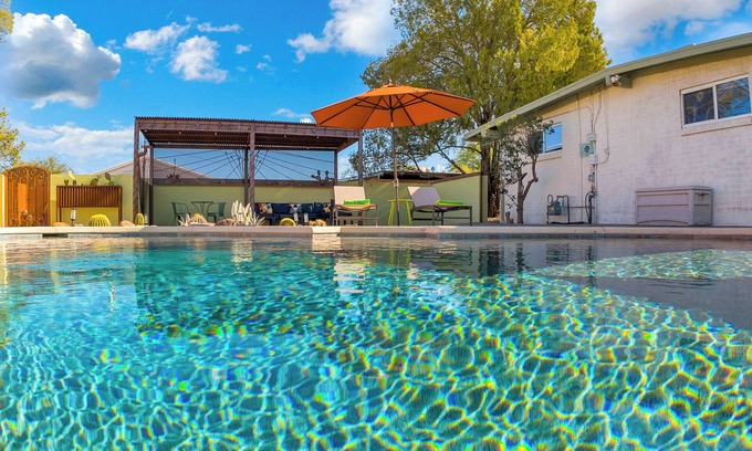 Peter Howell House | Our Private Oasis. Upscale, Pet Friendly, Heated Pool. 5 stars on other sites!