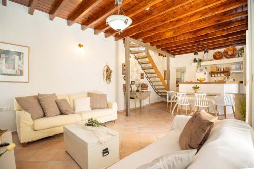 Pothia House | OURANIAS HOUSE