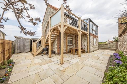 Titchwell House | Out of Focus