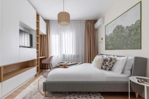 Bucharest City-Centre Apartment | Out of the Woods