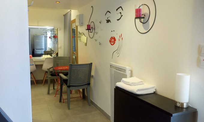 Lafourguette Condo | Outbuilding with independent entrance