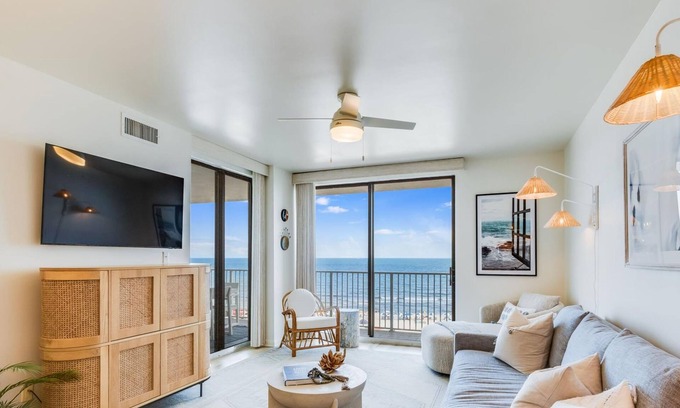 Orange Beach Condo | Outdoor & Indoor Pool! | Gulf Front
