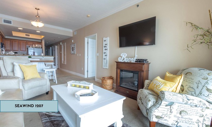 Gulf Shores Condo | Outdoor & Indoor Pools! | Outdoor Cooking Enthusiasts!