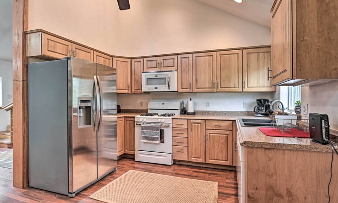 Cohoe Apartment | Outdoor Lover's Hideaway: Near Kasilof River!