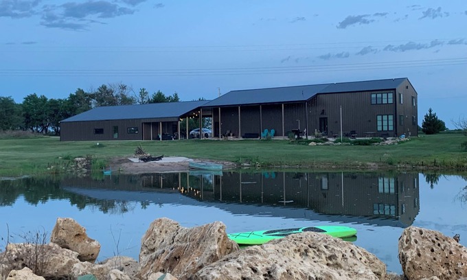 Towanda House | Outdoor Oasis and Pickleball Paradise: Fishing, Paddle-boarding, Swimming