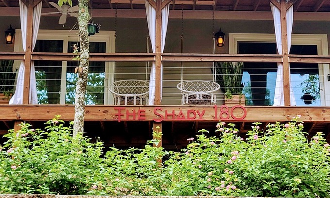Waleska Cabin | Outdoorsman's Paradise at The Shady 180 - LakeviewsnSpa, Kayak, Golf, Hike, Fish