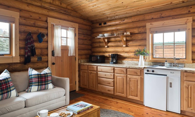 Jackson Hole House | Outpost: Alpine Cottage Studio