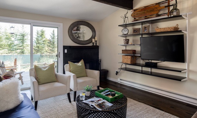 Teton Village House | Outpost: Eagles Rest 13 - Pool & Hot Tub Access!