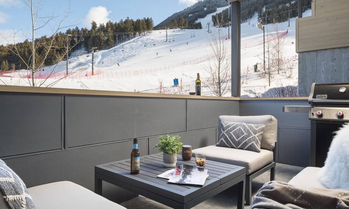 Jackson Condo | Outpost: One Town Hill 204 - Base of Snow King Mtn