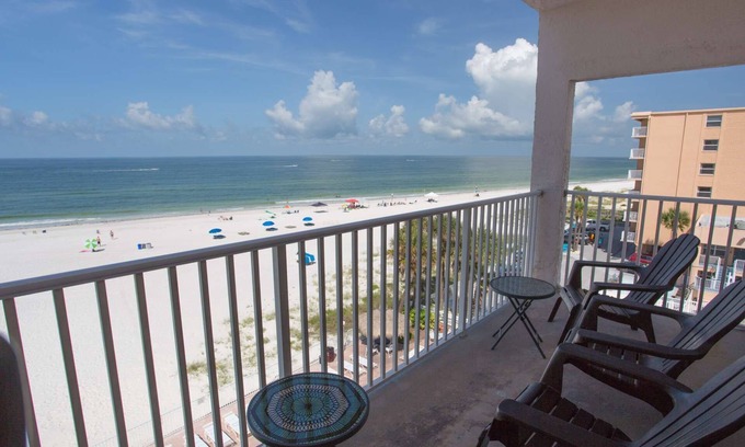 Madeira Beach Condo | Outstanding Corner Unit in the Sea Breeze Resort!