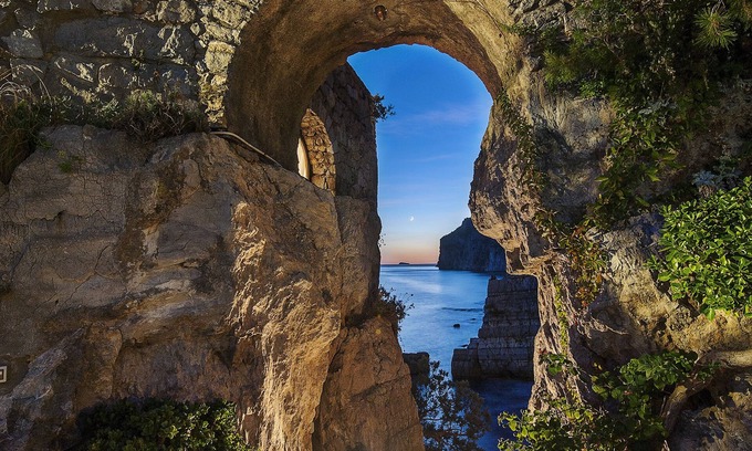 Positano Apartment | Outstanding Tower in Positano - Beyond the Gates