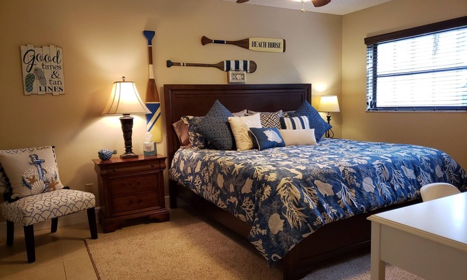 Fort Pierce Condo | OV 512 Garden View Condo-Paradise Vacation Rental in Ocean Village