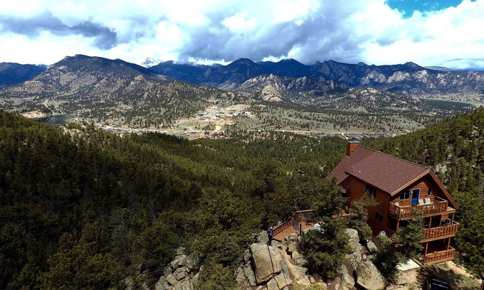 Venner Ranch Estates House | Overlook House-Views & Setting Will Guarantee You'll Come Back, Cont Divide View
