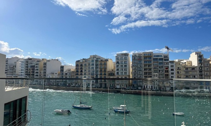Paceville Apartment | Overlooking Spinola Bay in St Julian's