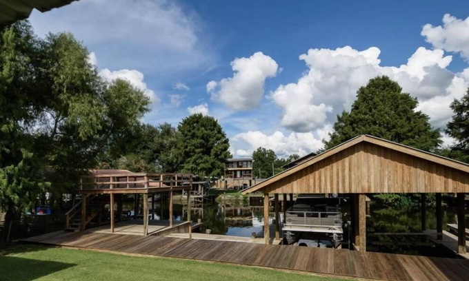 Ventress House | Oxbow Retreat The Hidden Gem of FalseRiver,Ventress , New roads area