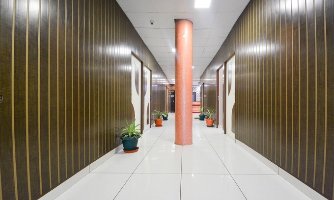 Patiala Hotel | OYO 16515 Hotel Bombay Residency