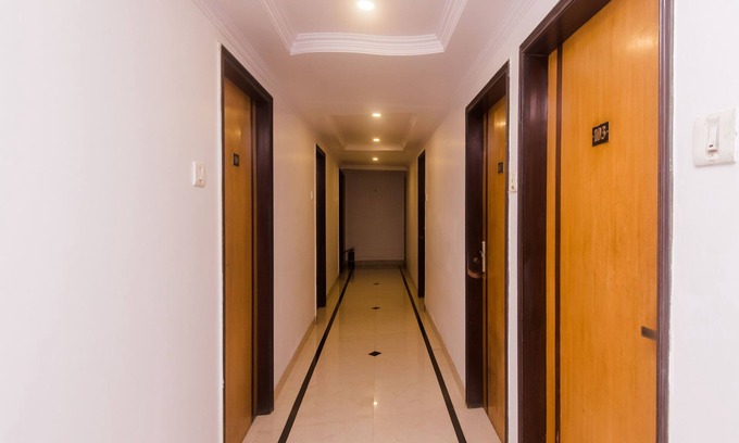 Belapur Hotel | OYO 19028 Hotel Palm Star