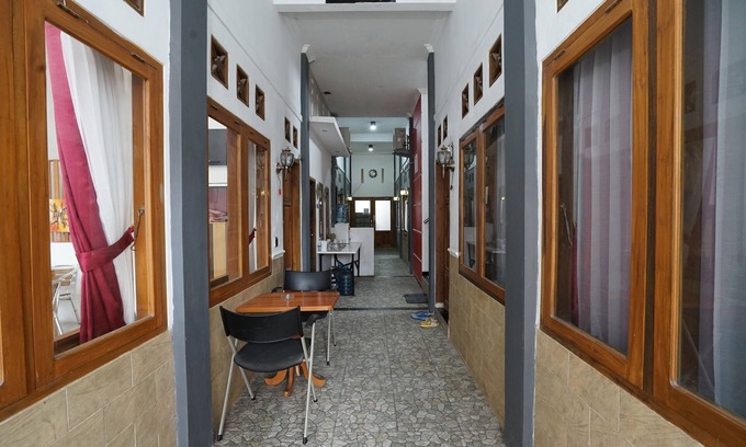 Garut Hotel | OYO 2021 Wisma Vandera Syariah