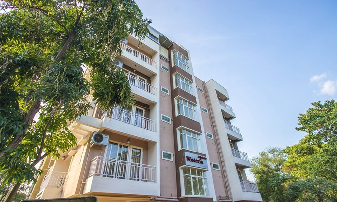 HBR Layout Hotel | OYO 25039 Wisteria Hbr Layout