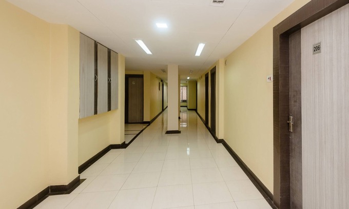Boisar Hotel | OYO 26206 Hotel Paras