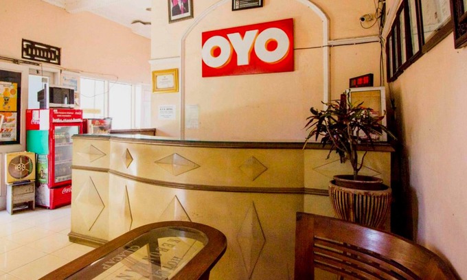 Cilacap Hotel | OYO 3024 Hotel Kebon Manis