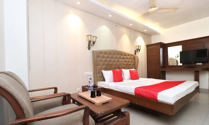 Patiala Hotel | OYO 30593 Heritage Corner