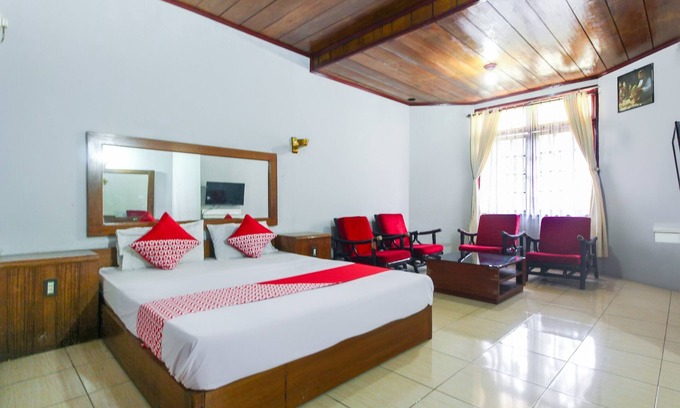 Sukarami Hotel | OYO 3180 Hotel Rian CottageNearPasar Maskarebet