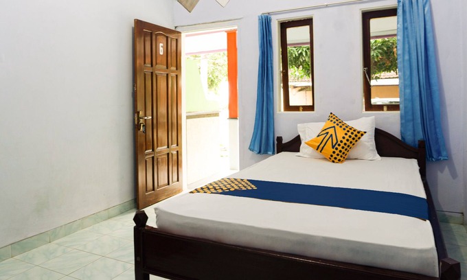 Kalipuro Hotel | OYO 3281 Griya Ketapang