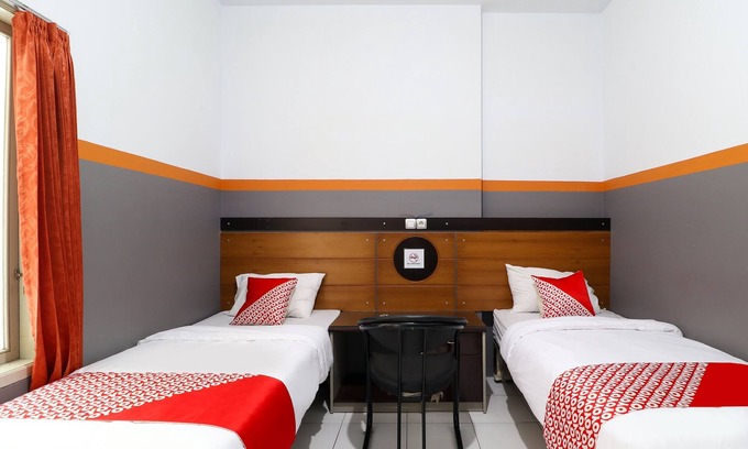 Garut Hotel | OYO 3340 Wisma Etiga