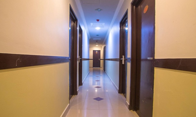 Taman Dusun Nyior Hotel | OYO 44010 Royals Star Hotel
