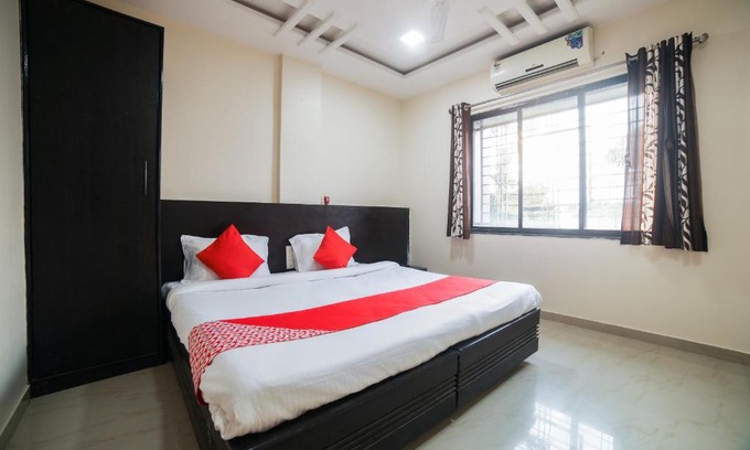Hinganghat Hotel | OYO 49386 Ll Guest House