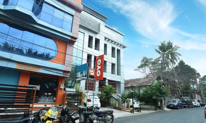 Palayam Hotel | OYO 5344 Hotel Oasis